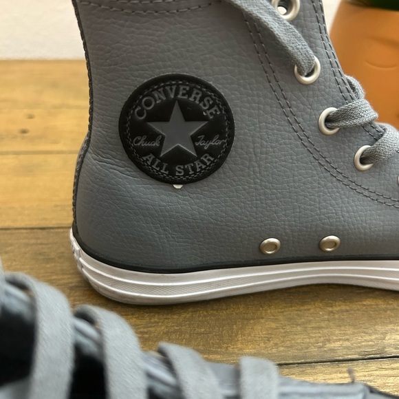 Converse Unique Special Edition Gray Leather High-Top Sneakers Fits 6.5 Women - Picture 3 of 9